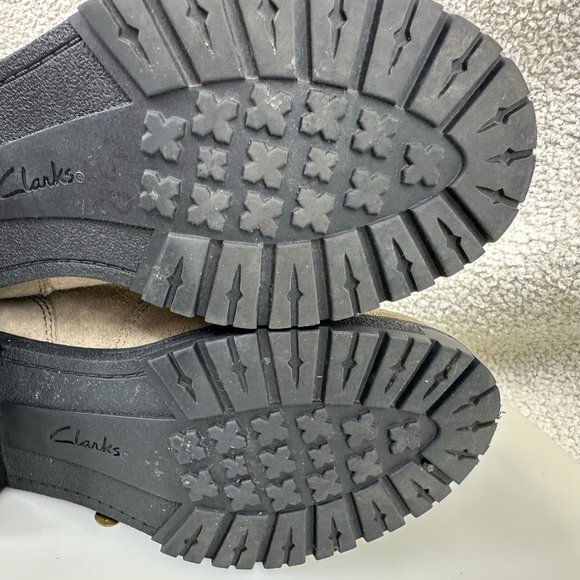 CLARKS Suede Leather Hiking Boots Faralyn Alpha Waffle Fashion Women’s size 7.5 - Picture 16 of 16